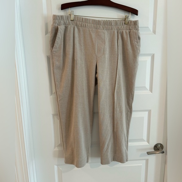 a new day Pants - A New Day Cropped Sweatpants Tan Size XXL